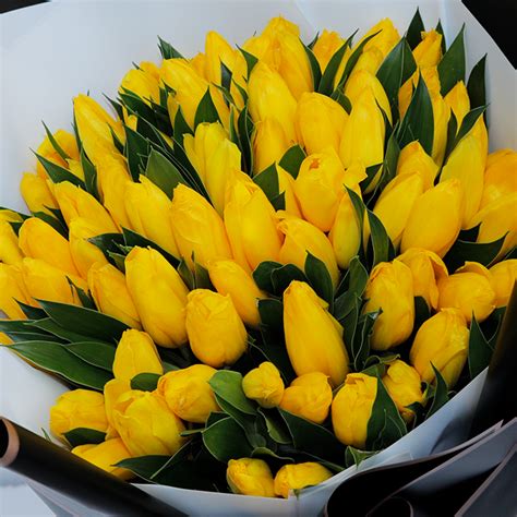 Yellow Tulip Bouquet - The Best Tulip Flowers Delivery to India