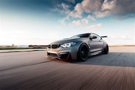 Download Silver Car Car BMW Vehicle BMW M4 HD Wallpaper