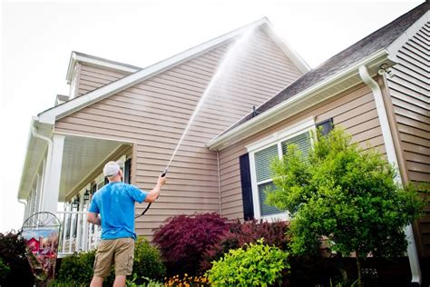 How To Pressure Wash A Two-Story House - PRESSURE WASHR