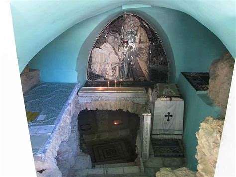 Tomb of Tabitha - AtlasIslamica