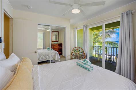 Kapaa Sands 15 | Oceanfront Condo for Rent in Kauai | Premier Kauai