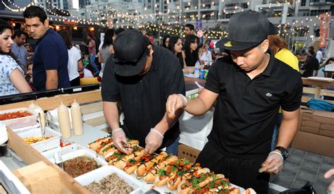 Dubai Food Festival "DFF" Street Nights | Dubai Fashion Blog