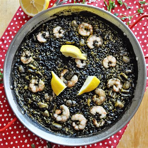 Spanish Black Rice Paella with Squid Ink Based Broth | RecipeLion.com