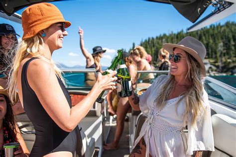 Lake Tahoe Bachelorette Party - Rent a Boat Lake Tahoe