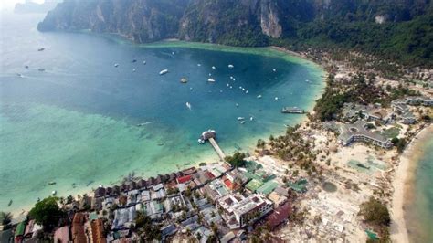 Stunning destinations to visit near Phi Phi Islands for a memorable holiday