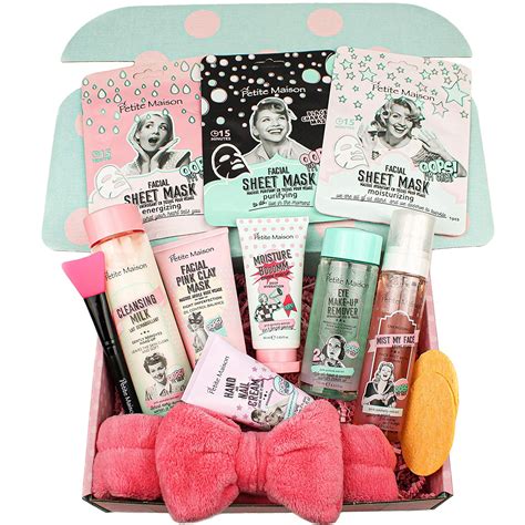Pamper And Indulge With These 30 Epic Gift Sets For Women