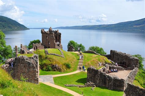 Urquhart Castle Top Tours and Tips | experitour.com