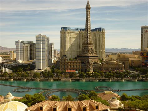 Las Vegas City View with Paris Hotel in front in Nevada image - Free ...