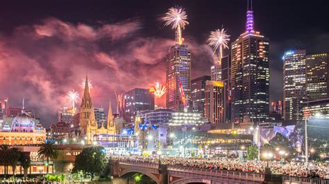 The Best Spots To Watch The Fireworks In Melbourne This NYE!!