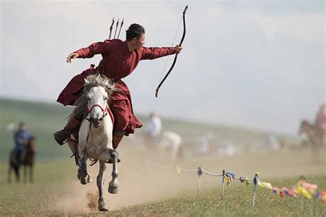 Mongol Horse Archer - Pin on Mongol War Art - If you attend this event one day, you will feel ...