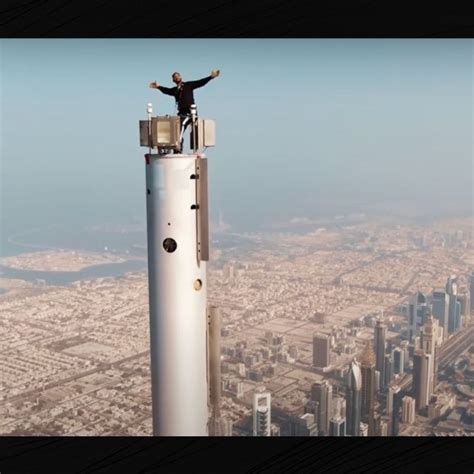 Tom Cruise On Top Of Burj Khalifa