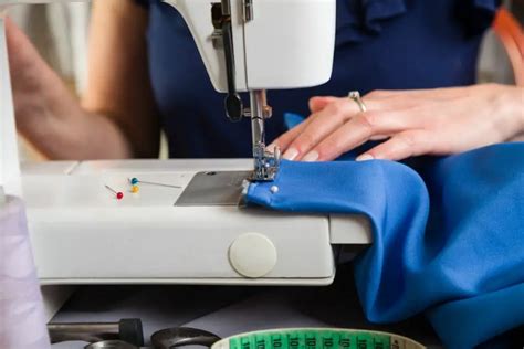 Our 5 Favorite Self-Threading Sewing Machines