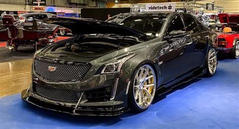 Underdog - Cadillac CTS-V on Ferrada FR2 forged wheels