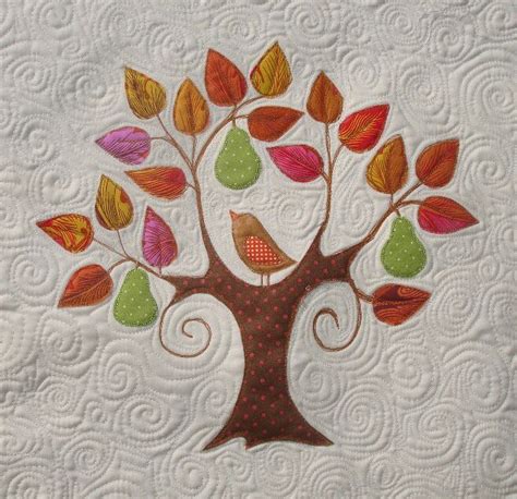 Appliqué tree | Tree quilt, Applique quilts, Applique quilting