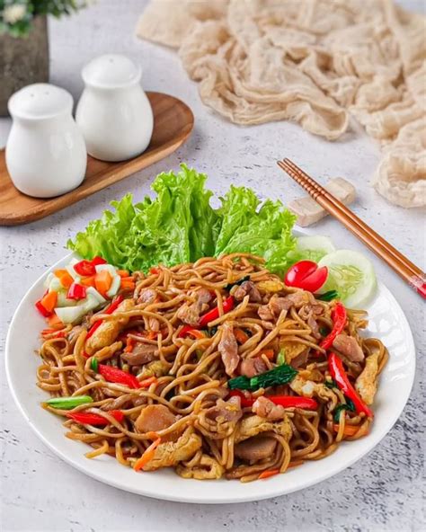 Resep Mie Goreng Ayam Paprika dari @qiutin.kitchen | Resep | Resep mie ...