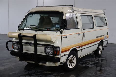 TOYOTA HIACE CAMPERVAN VAN - JCFD5192838 - JUST 4X4S