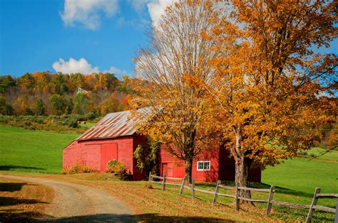 Autumn Red Barn Wallpapers - Wallpaper Cave