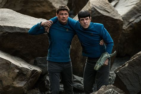 Wallpaper ID: 1952913 / Leonard McCoy, Star Trek Beyond, Spock, Karl ...