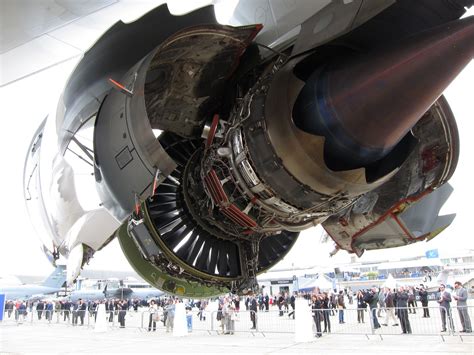 GEnx - Boeing 787 and Boeing 747-8 Aircraft Engine - Aircraft Nerds