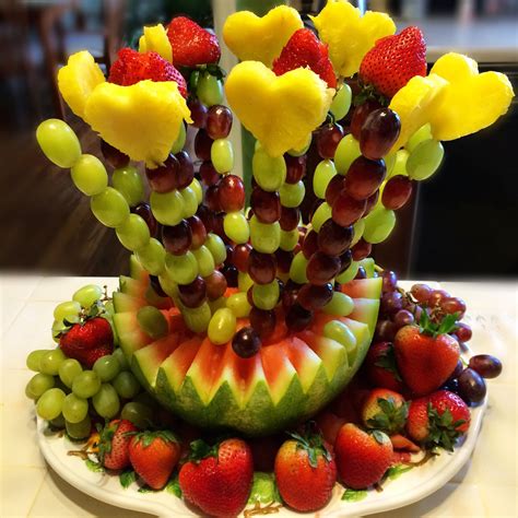 Pin by Nadine Malik on DIY | Edible arrangements, Edible fruit ...