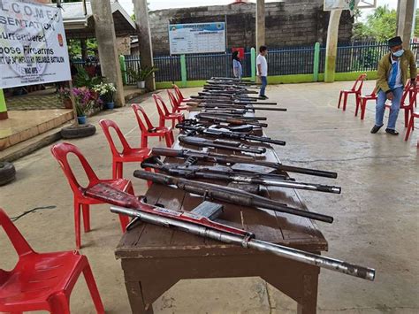 Lanao Del Sur Town Officials Surrendered Loose Firearms To The Military ...