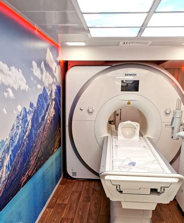 Innovative mobile MRI Siemens 1.5T Aera scanners | medneo UK