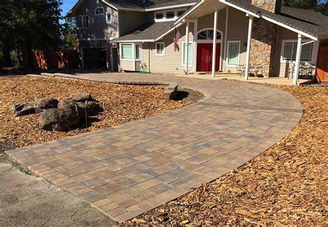 Driveways | Black Diamond Paver Stones & Landscape