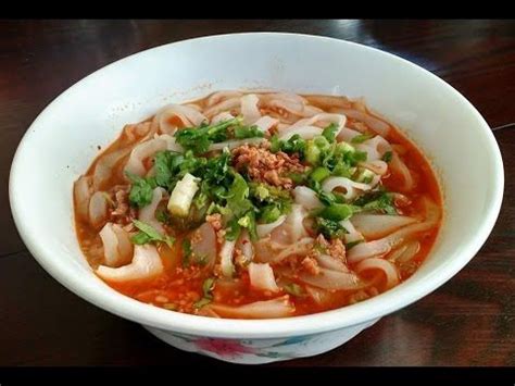 Redo video of Meat Sauce for Kaosoy Noodle Soup - YouTube | Rice noodle ...