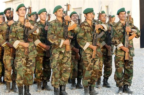 File:Soldiers of the 205th Afghan National Army Corps.jpg - Wikipedia