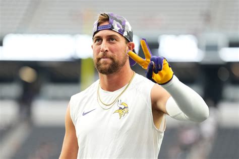 Adam Thielen sends clear message to Vikings about his future in Minnesota