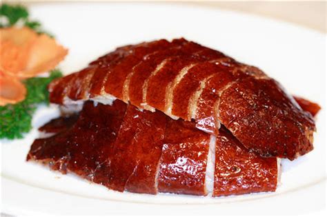 Roast Goose is one of the traditional roasted dishes of Guangzhou ...