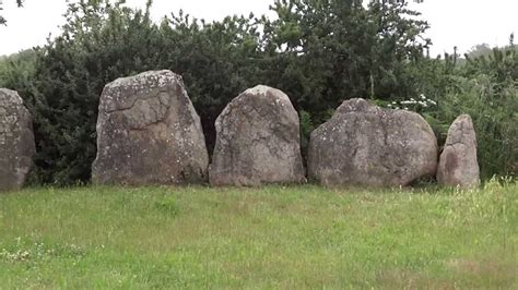 Le cromlech du Ménec (Carnac) - YouTube