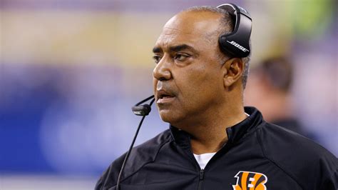 Bengals sign coach Marvin Lewis to one-year contract extension - Sports ...