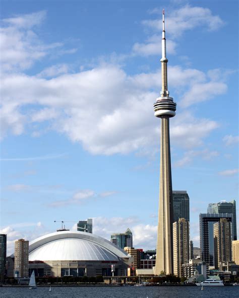 Amazing Places - CN Tower - Toronto - Ontario - Canada...