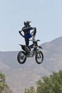 25 best The impressive Motocross stunts images on Pinterest | Dirtbikes, Dirt biking and ...