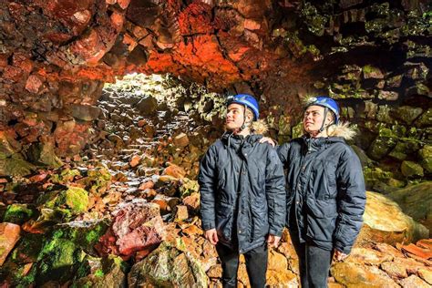 Raufarhólshellir Lava Tunnel: Underground Expedition