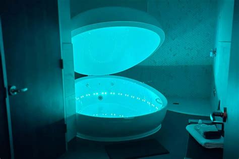 The Top 21 Float Therapy Benefits | Sensory Deprivation Tank Benefits