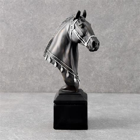 Sven Horse Sculpture - Instadeco