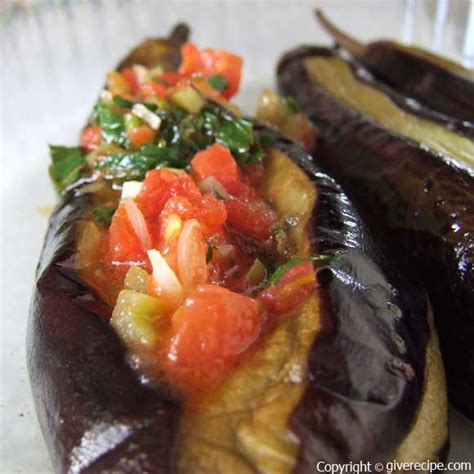 Turkish Imam Bayildi (Vegetarian Stuffed Eggplant) - Give Recipe