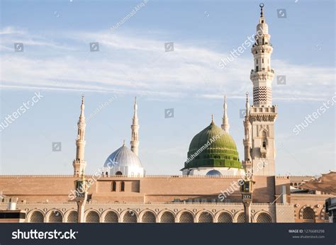 Green Dome Masjid Nabawi Prophets Mosque Stock Photo 1276689298 ...