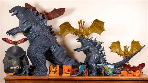 Godzilla King of the Monsters Toys - YouTube