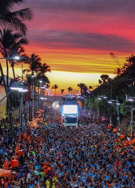 Surf and Skate | Brazil carnival, Surfing, Carnaval