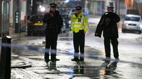 London violence: Two dead and 14 injured in spate of weekend stabbings ...