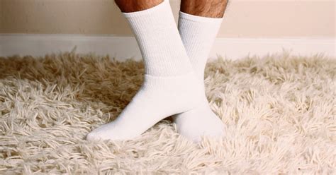 Diabetic Socks: Do You Really Need Special Socks for Diabetes?