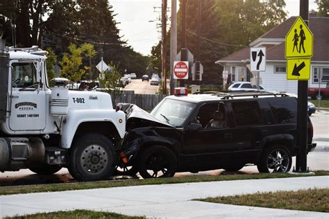 Wrong-way roundabout driver crashes into dump truck | Local News | journaltimes.com