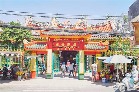 A Day in Cholon: Touring the Smoky Pagodas of Saigon's Chinatown - Sailingstone Travel