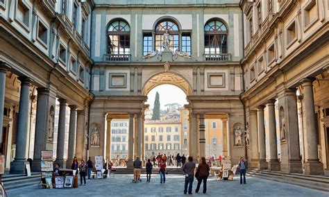 Uffizi Gallery, The Oldest Art Museum in Florence - Traveldigg.com