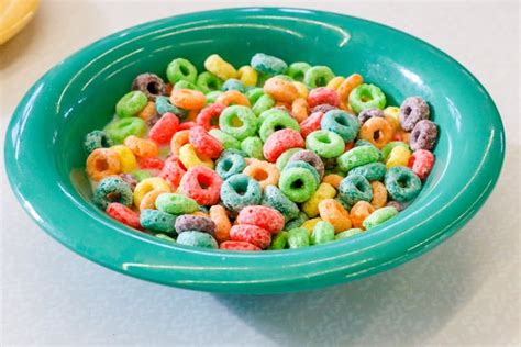 Study finds that advertisements contribute to children's consumption of sugary cereal | The ...