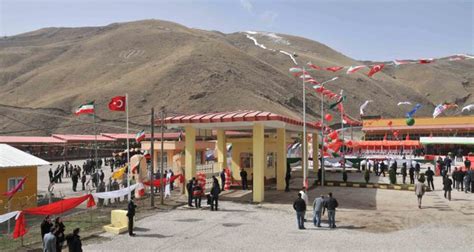 New border gate to improve commercial ties between Turkey, Iran - Daily Sabah