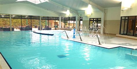 Indoor & Outdoor Pools | Cofton Holidays, Dawlish, Devon | Indoor outdoor pool, Pool, Couples ...